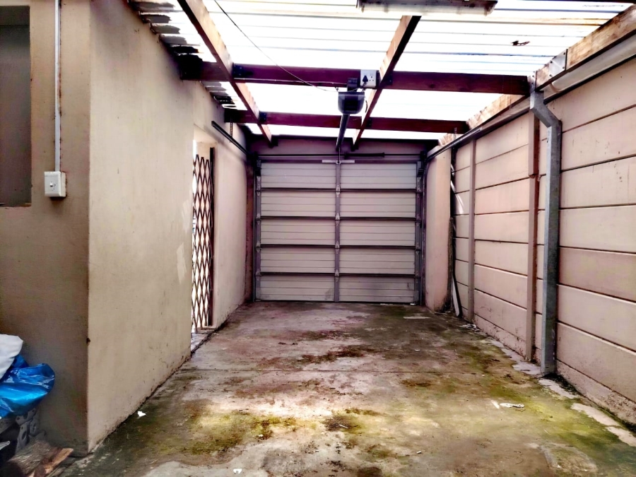 2 Bedroom Property for Sale in Silversands Western Cape